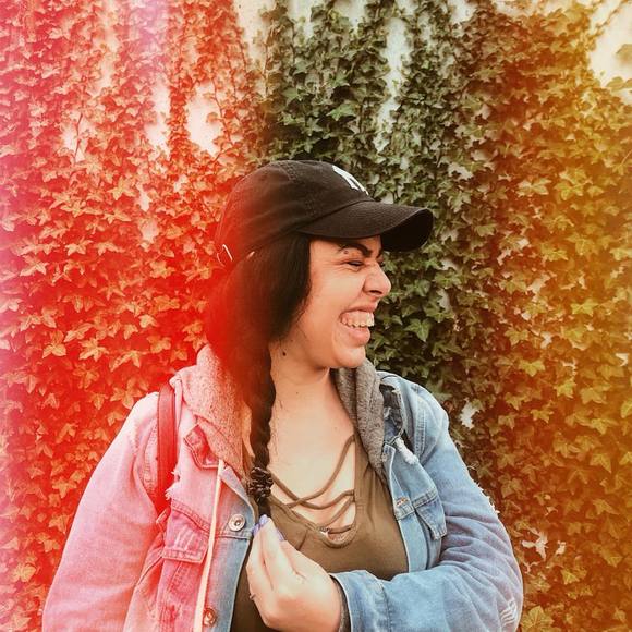 Meet your Posher, Janelle - Picture 1 of 1